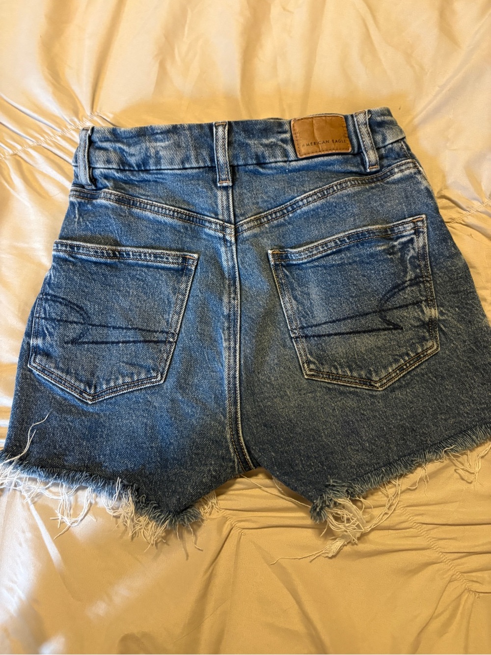 American Eagle Outfitters curvy mom shorts